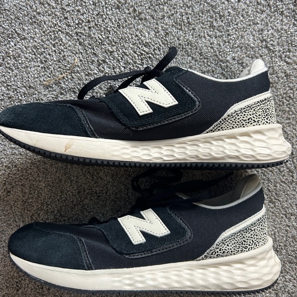 New Balance Women's Fresh Foam X70 Leopard Casual Sneakers Size 8.5 - Picture 3 of 5